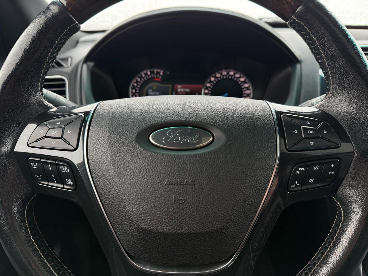 2017 Ford Explorer Platinum | Navigation | Backup Camera | Sunroof Photo