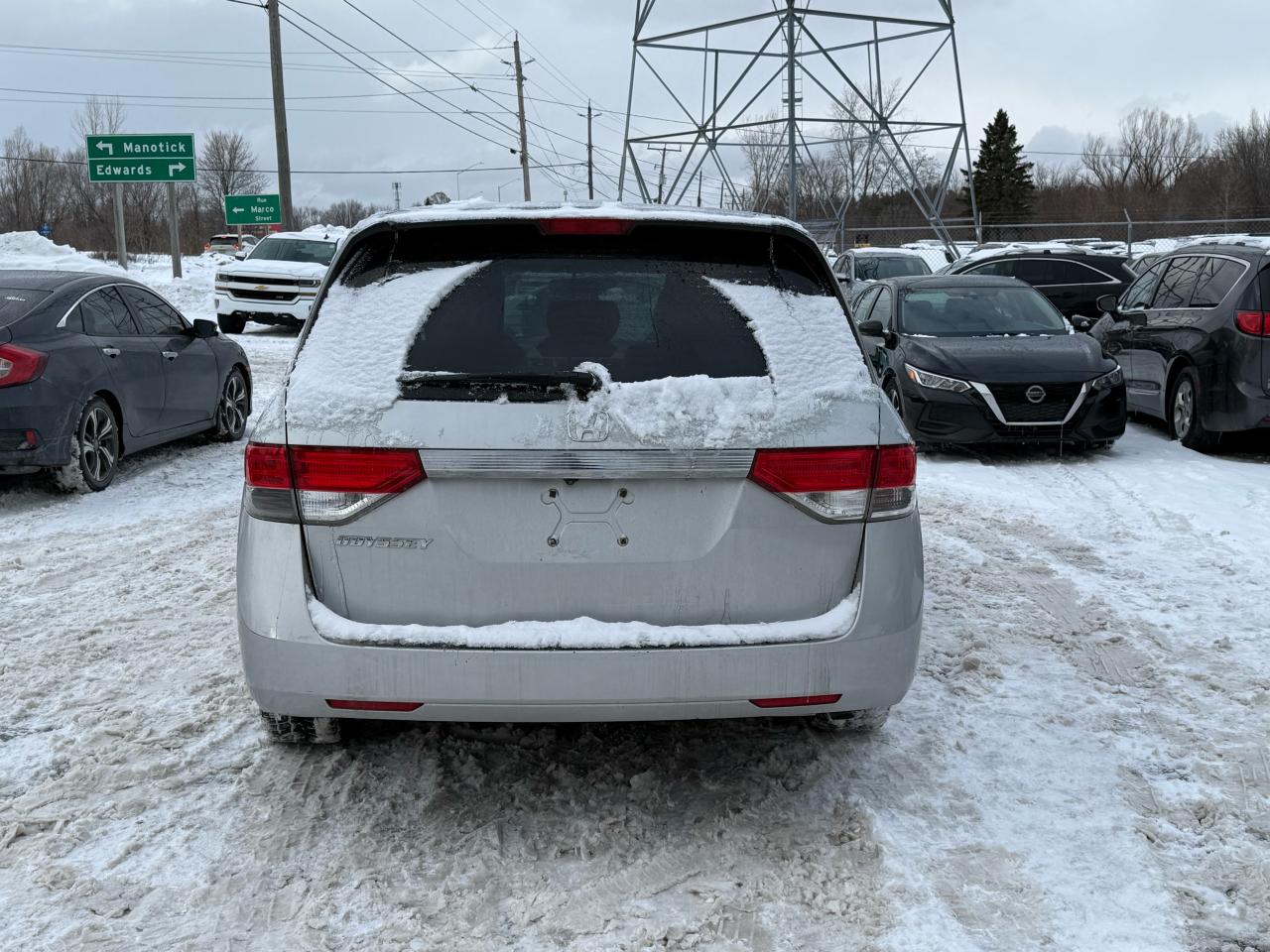 2014 Honda Odyssey EX- Rebuilt Title Photo3