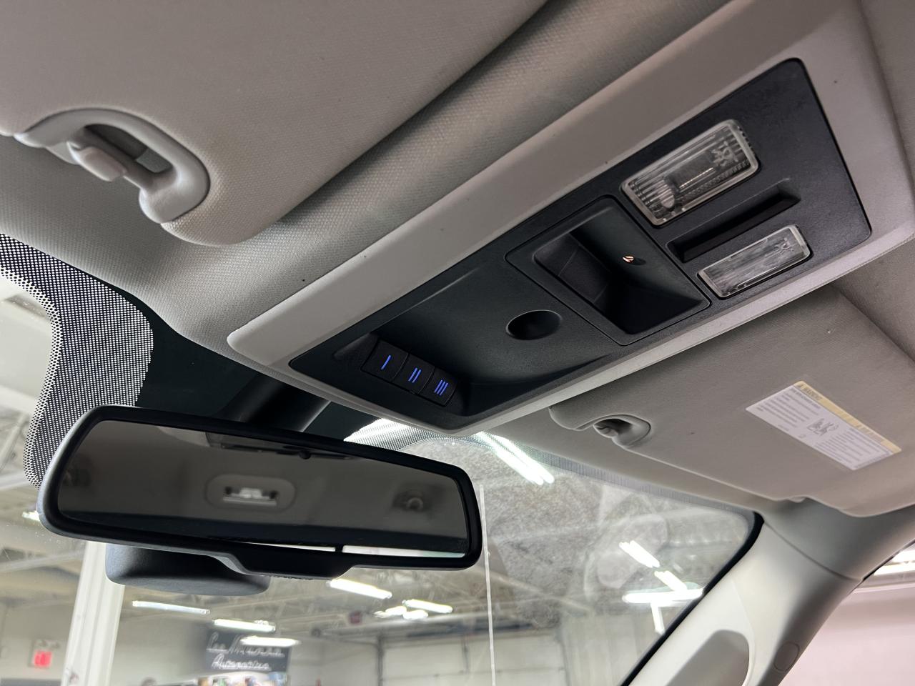 2013 RAM 1500 SPORT Shorty 4X4 Photo