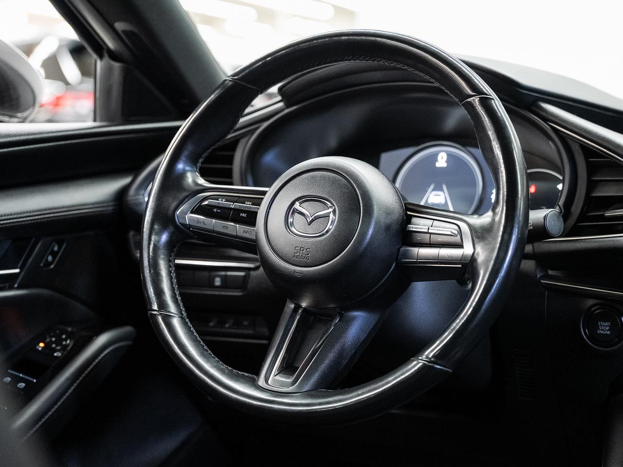 2023 Mazda MAZDA3 SPORT GS | Leather | Sunroof | BSM | ACC | CarPlay
