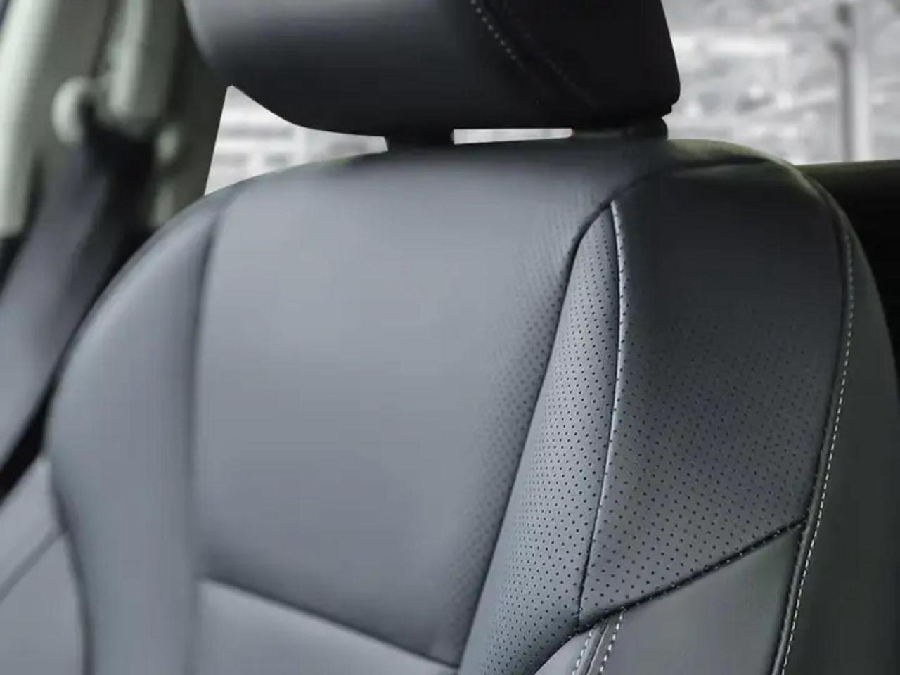 2025 Nissan Rogue SL Photo