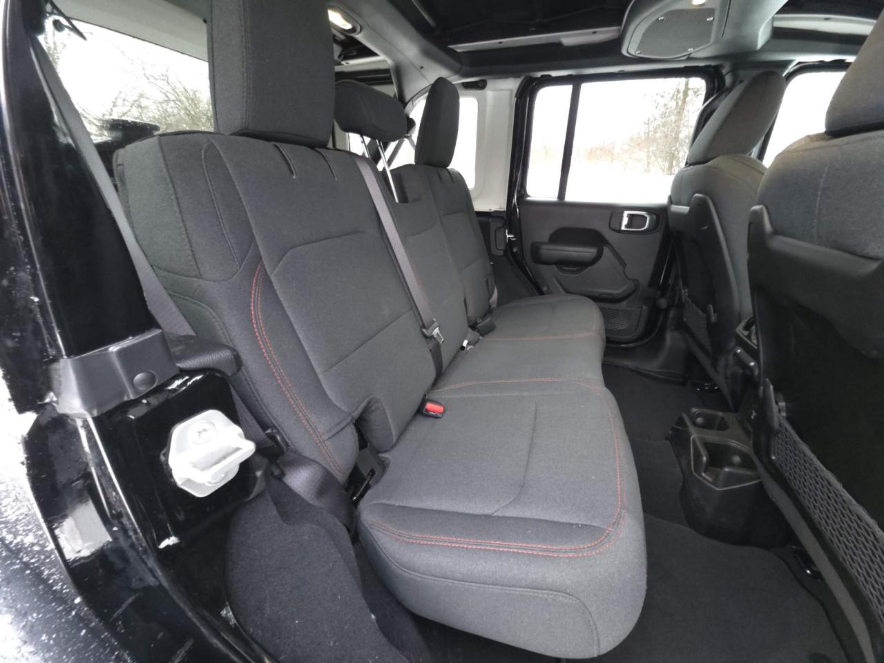 2024 Jeep Wrangler Rubicon SKY ONE TOUCH POWER TOP! Photo