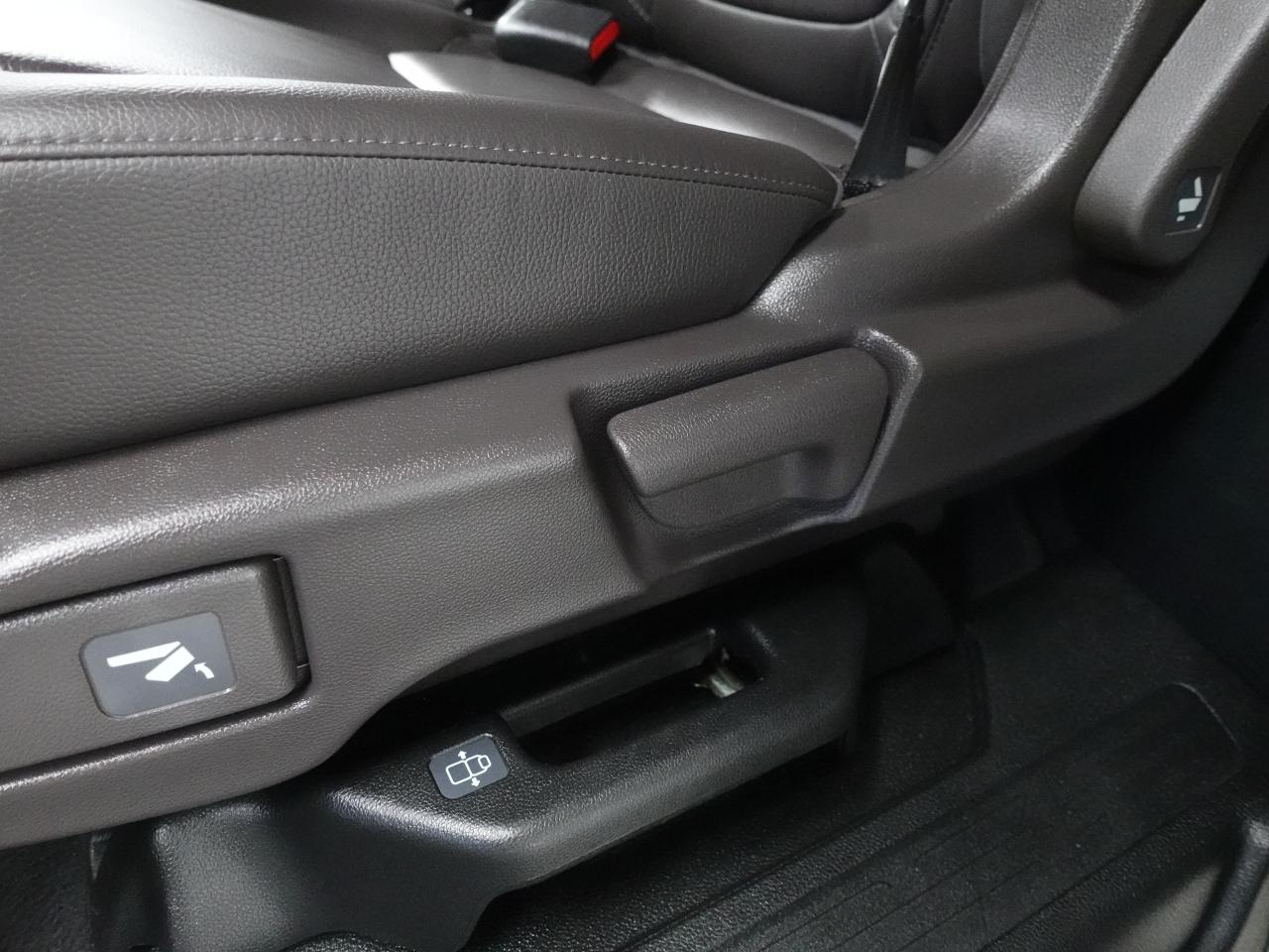 2020 Honda Odyssey EX-L RES | Leather | Sunroof | BSM | ACC | CarPlay Photo