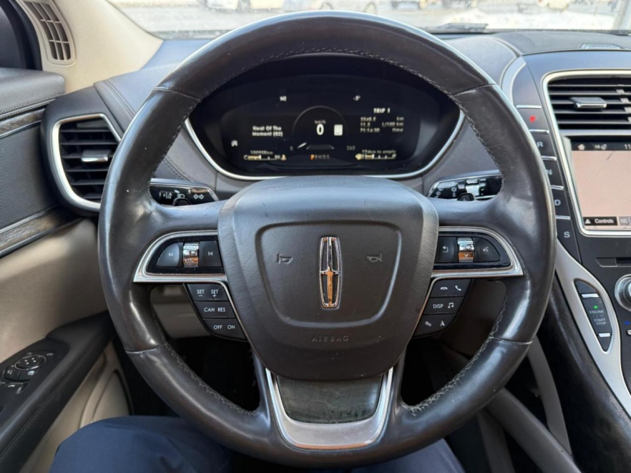 2019 Lincoln Nautilus SELECT/ AWD/ REAR CAM/ PANO SUNROOF/ BLINDSPOTS - Photo #10