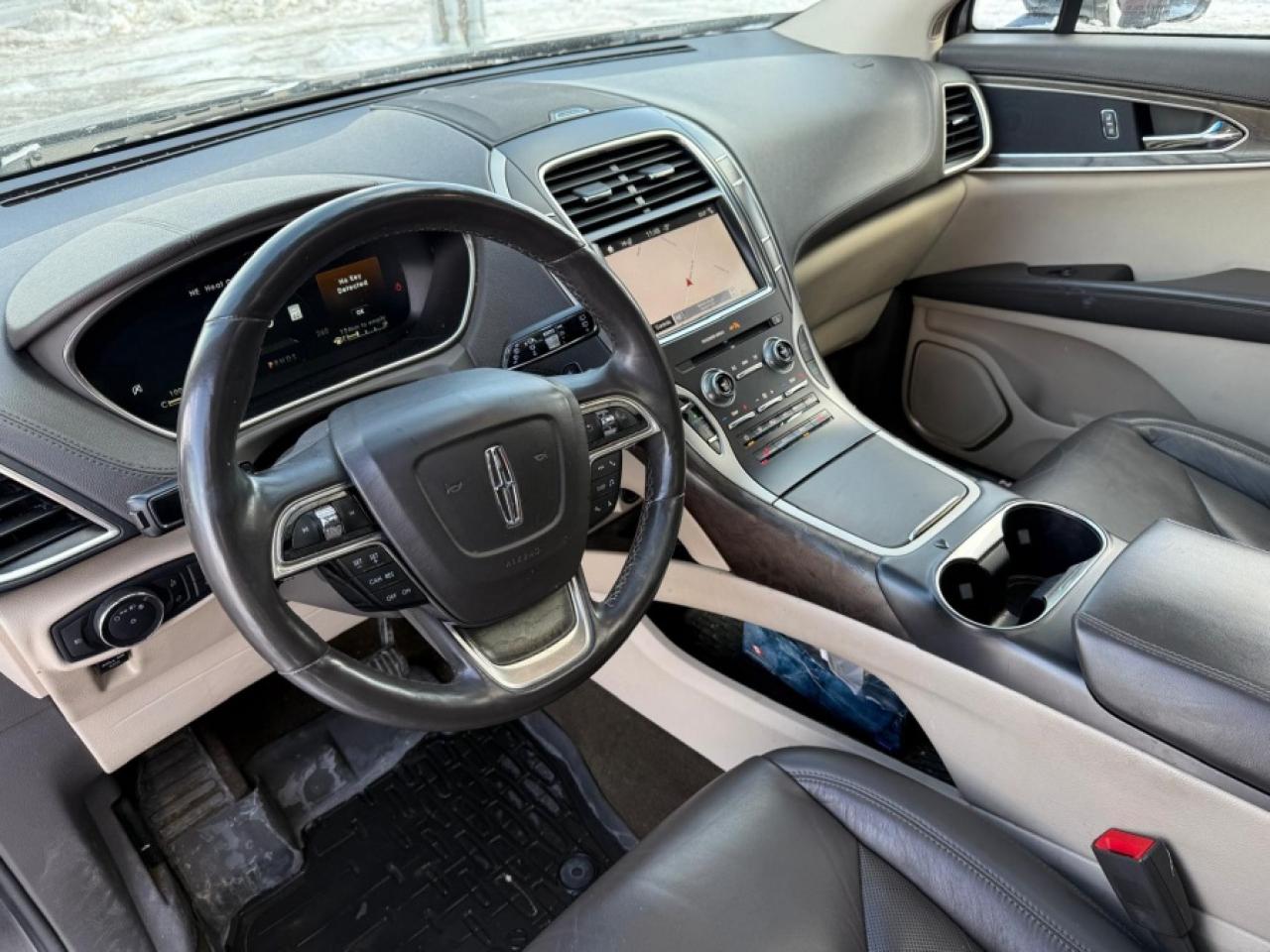 2019 Lincoln Nautilus SELECT/ AWD/ REAR CAM/ PANO SUNROOF/ BLINDSPOTS - Photo #9