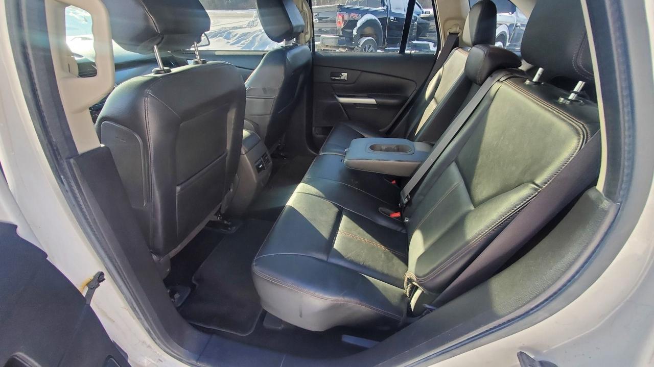 2014 Ford Edge SEL Photo