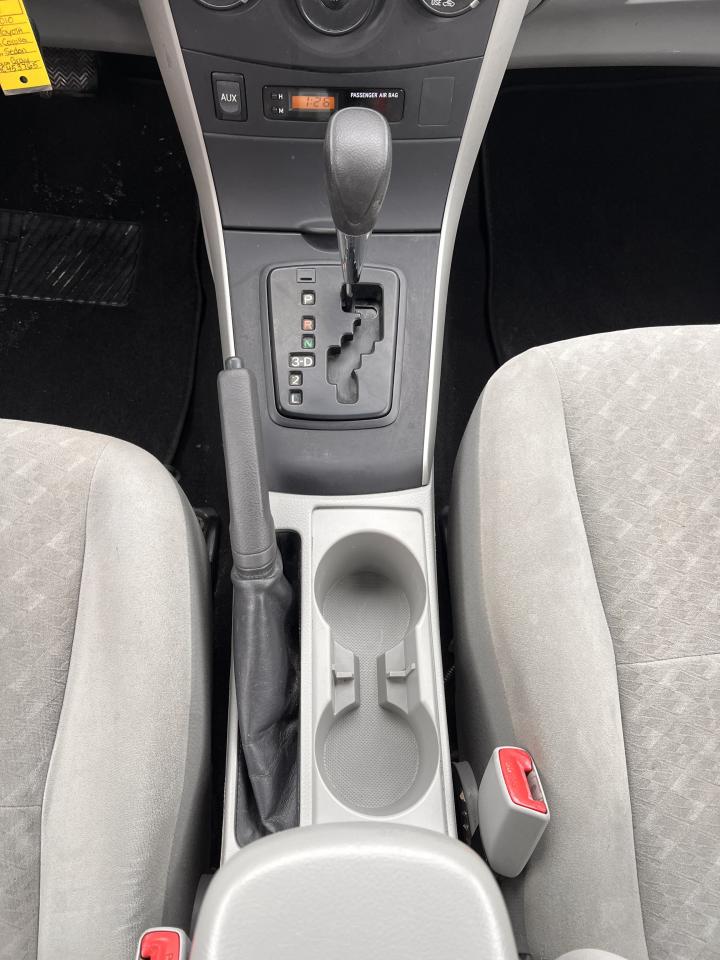 2010 Toyota Corolla CE Photo