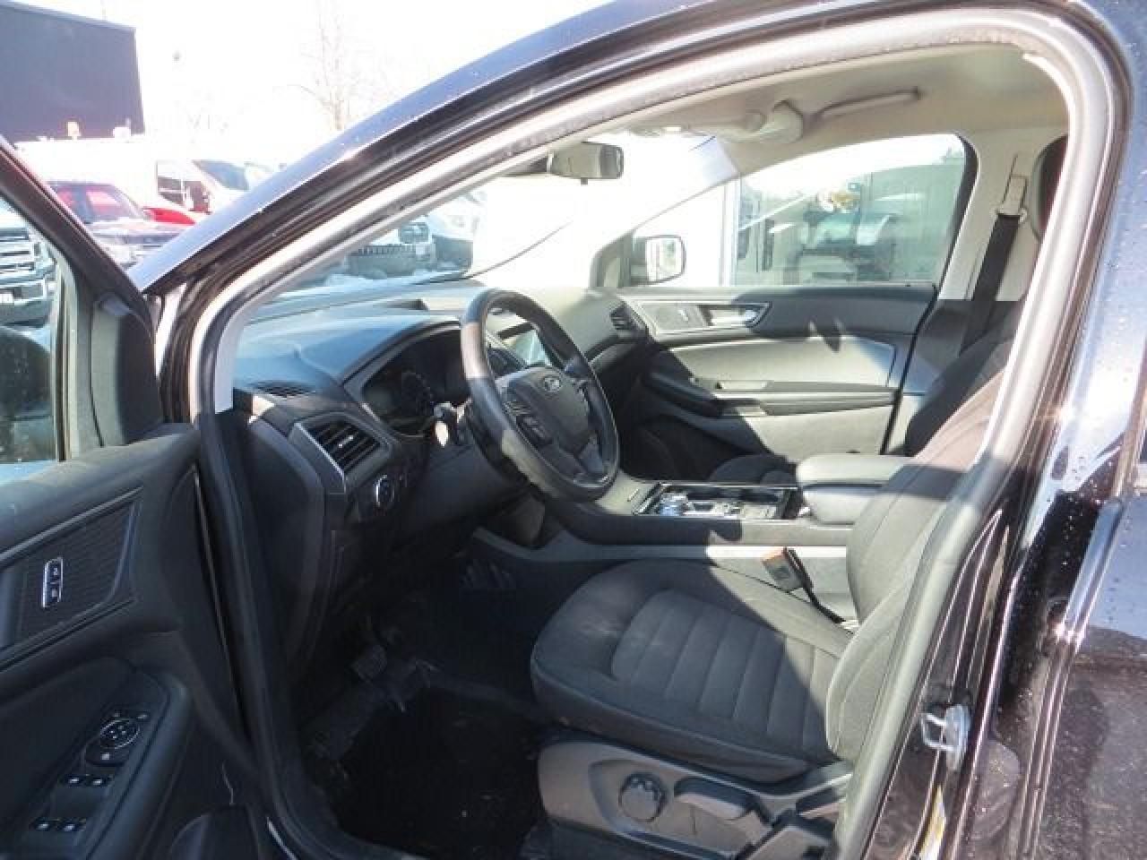 2020 Ford Edge CERTIFIED, ALL WHEEL DRIVE, CLEAN CARFAX, REAR CAM Photo