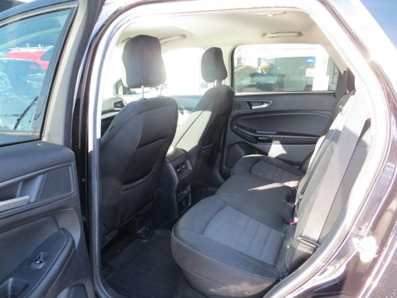 2020 Ford Edge CERTIFIED, ALL WHEEL DRIVE, CLEAN CARFAX, REAR CAM Photo