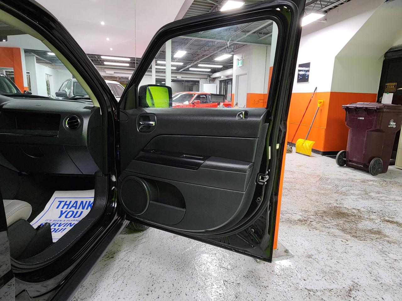 2014 Jeep Patriot NORTH SUNROOF H-TED SEATS AUTO START Photo