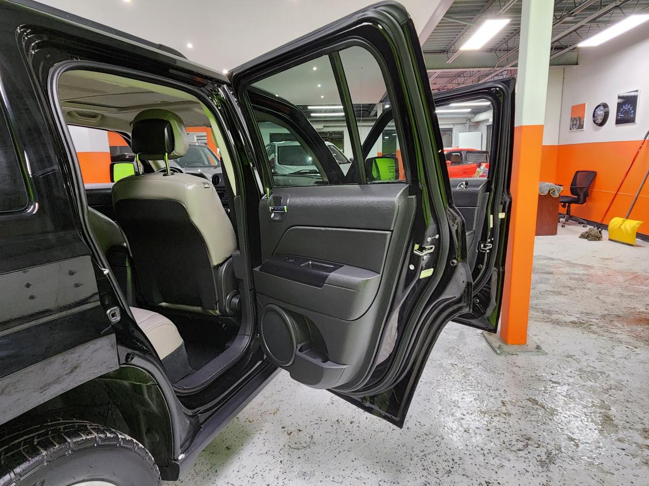 2014 Jeep Patriot NORTH SUNROOF H-TED SEATS AUTO START Photo