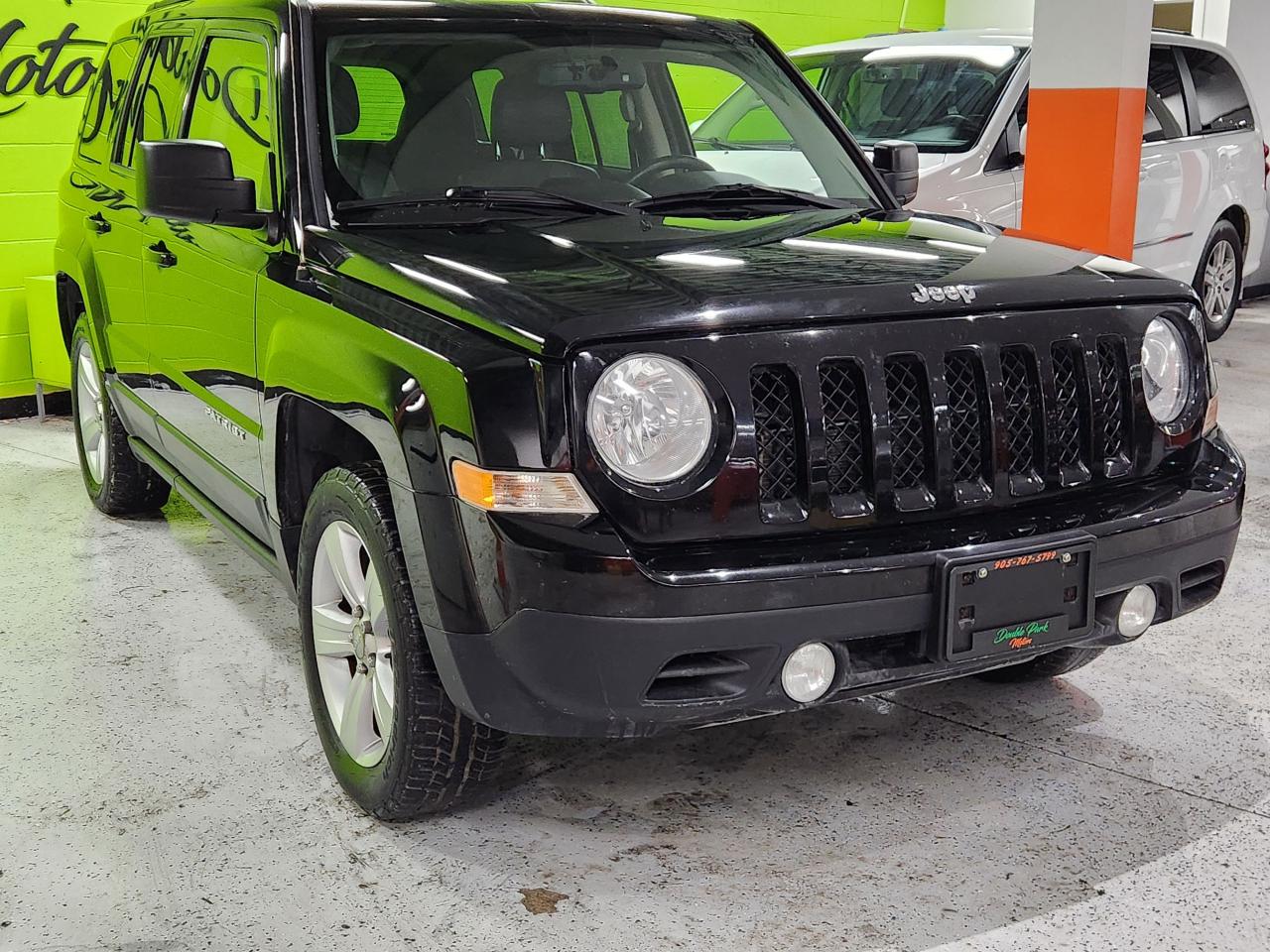 2014 Jeep Patriot NORTH SUNROOF H-TED SEATS AUTO START Photo