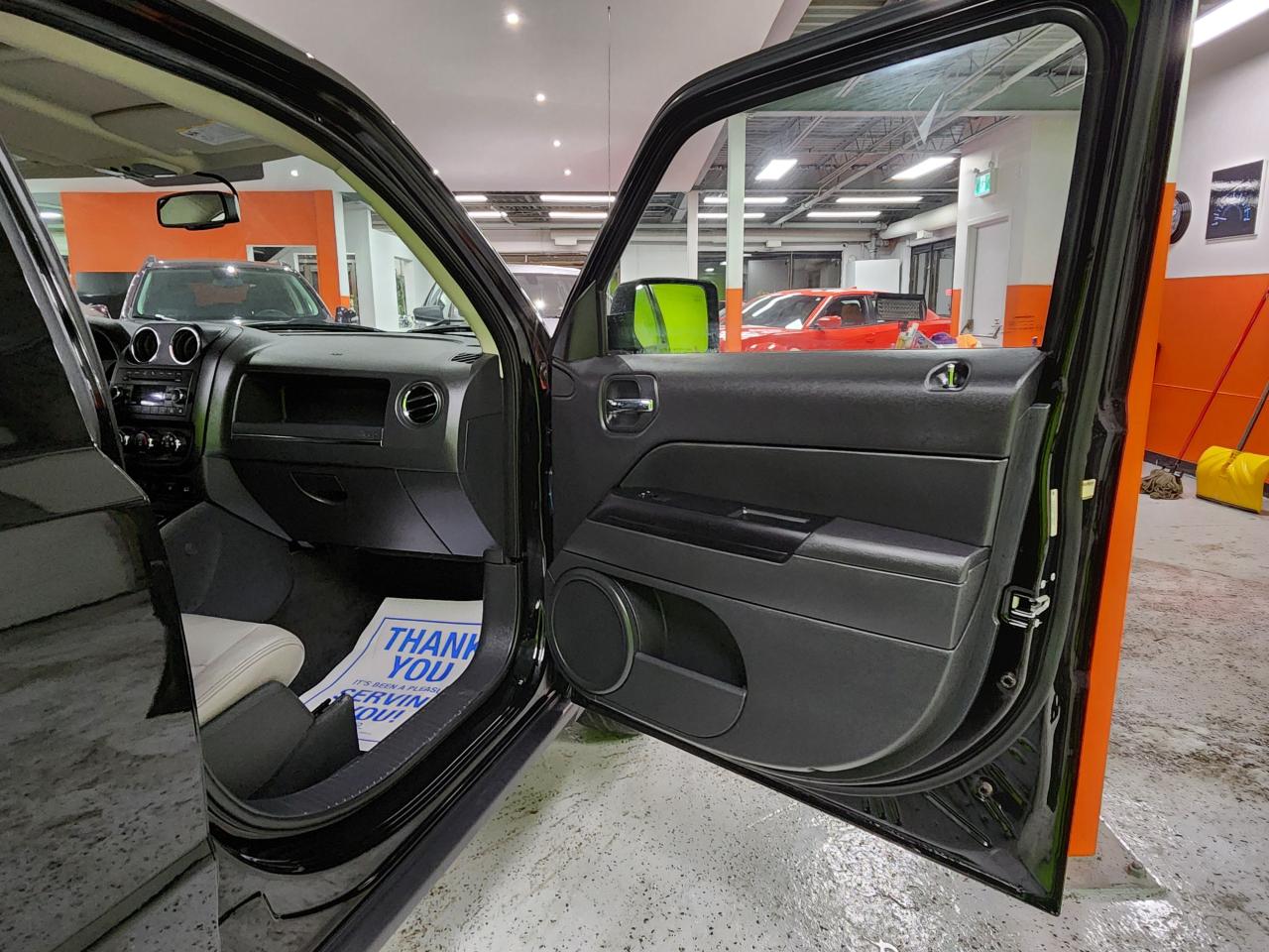 2014 Jeep Patriot NORTH SUNROOF H-TED SEATS AUTO START Photo