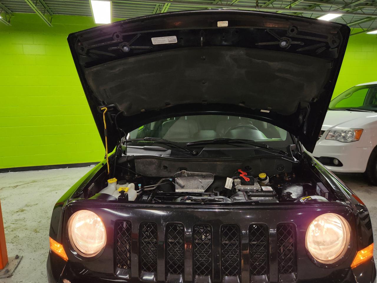 2014 Jeep Patriot NORTH SUNROOF H-TED SEATS AUTO START Photo