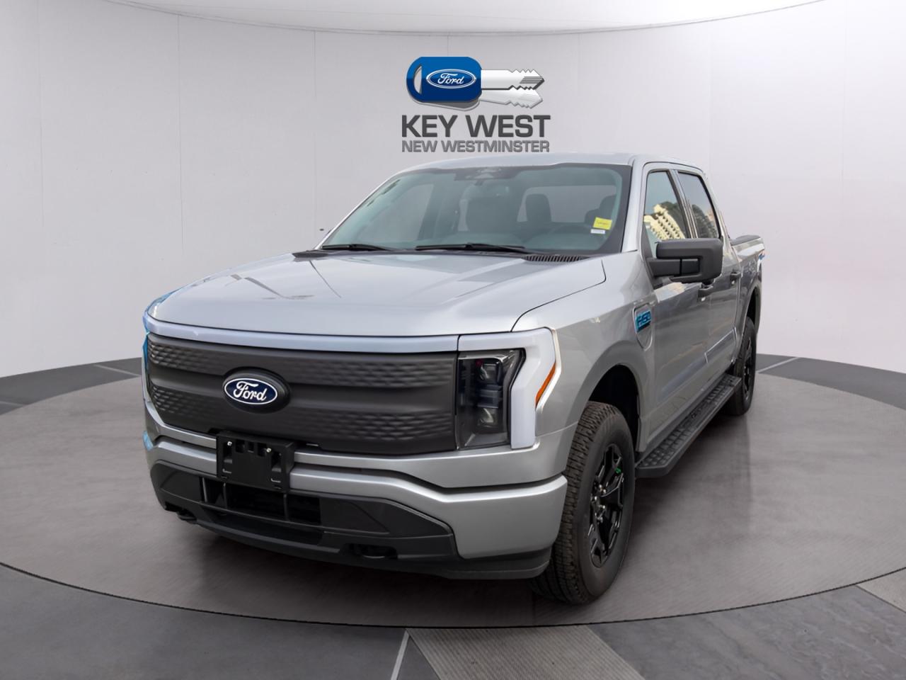 2025 Ford F-150 Lightning XLT 4WD SuperCrew 5.5' Box Photo1