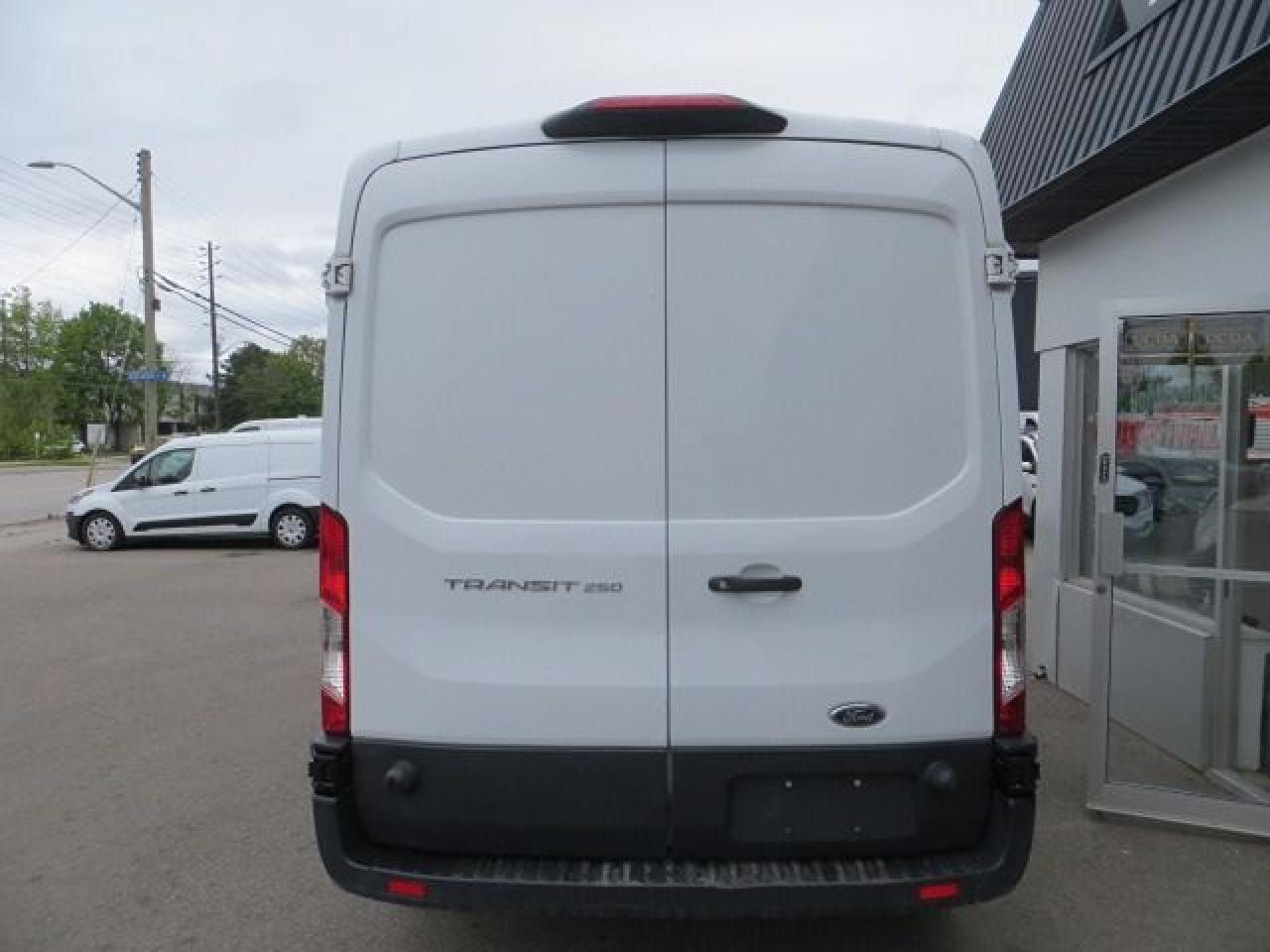 2019 Ford Transit CERTIFIED, REEFER, MED ROOF, 148", T-250, 3.7L Photo