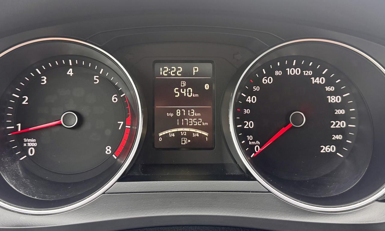 2015 Volkswagen Jetta FINANCING AVAILABLE Photo7