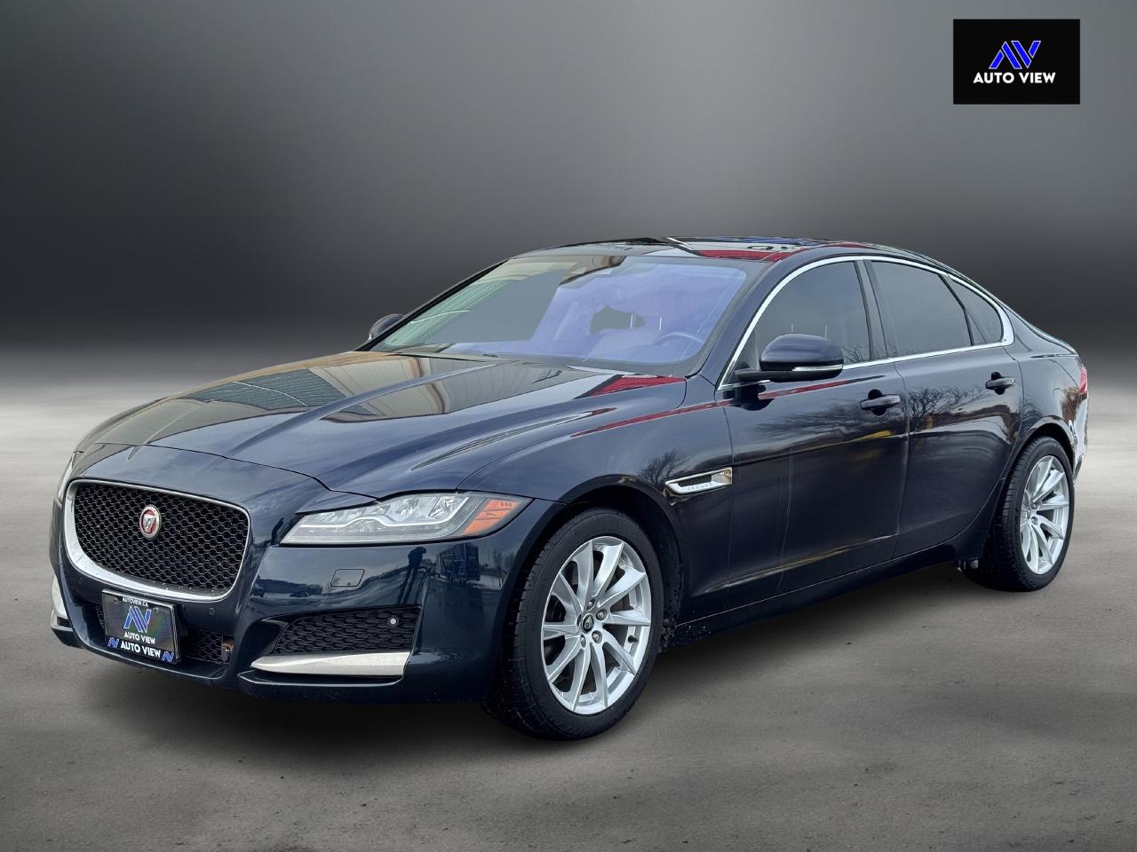 2017 Jaguar XF 20d Prestige **2.0L DIESEL // GREAT ON FUEL** Photo