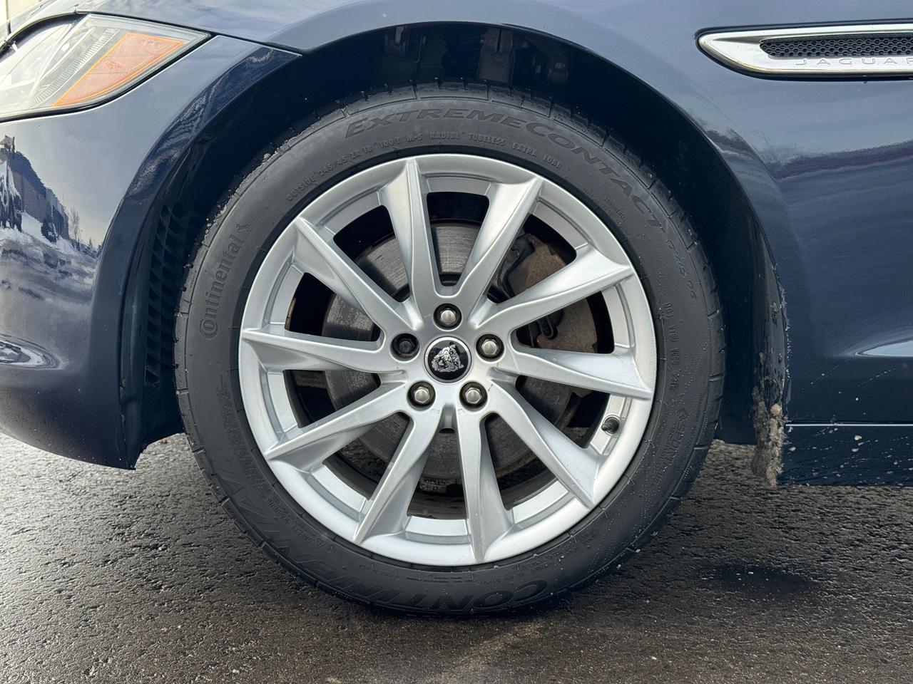 2017 Jaguar XF 20d Prestige **2.0L DIESEL // GREAT ON FUEL** Photo