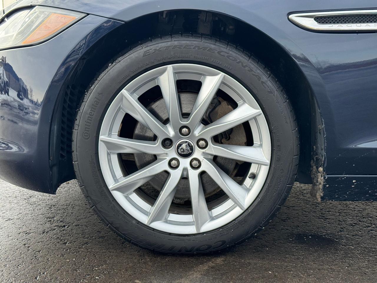 2017 Jaguar XF 20d Prestige **2.0L DIESEL // GREAT ON FUEL** Photo