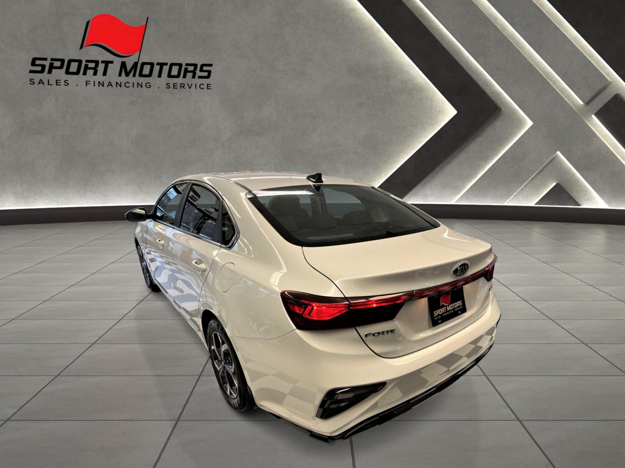 2019 Kia Forte EX+Lane Keep+Blind Spot+CLEAN CARFAX Photo3