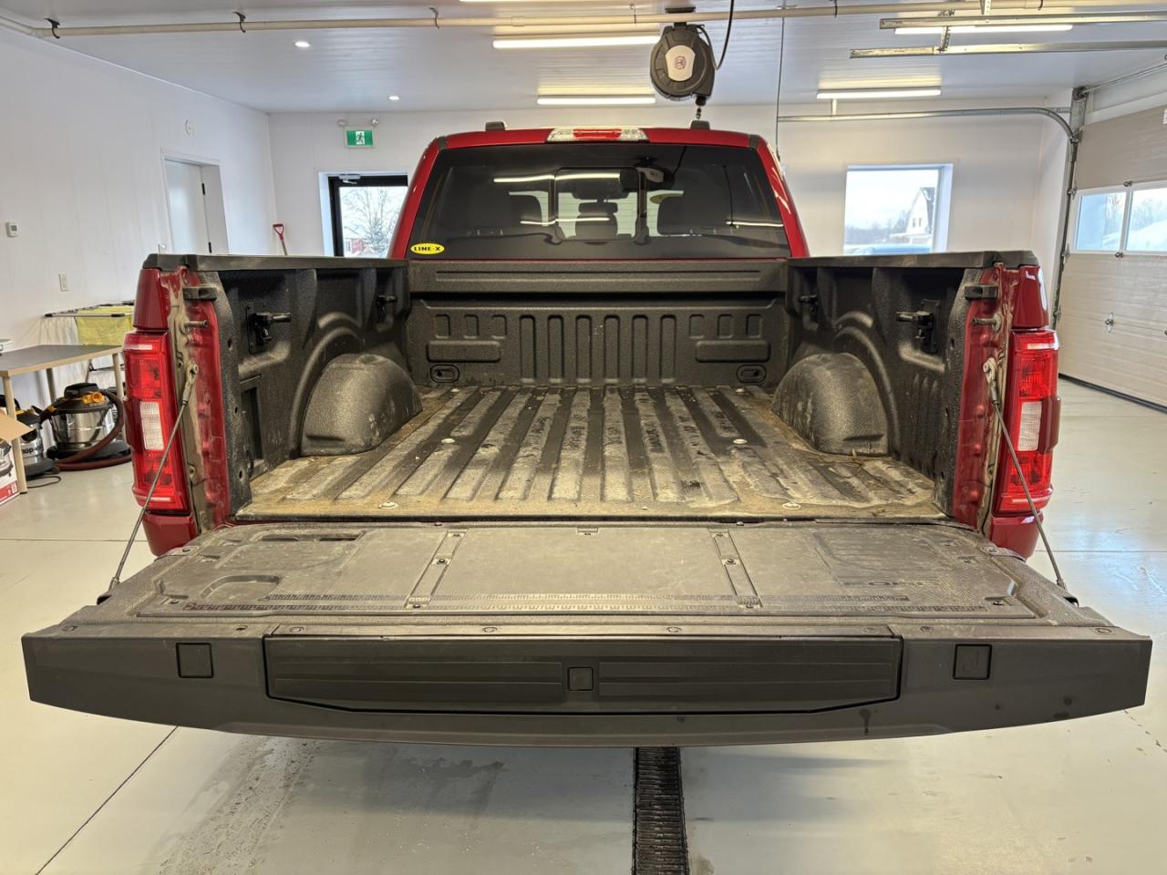 2022 Ford F-150 XLT Photo