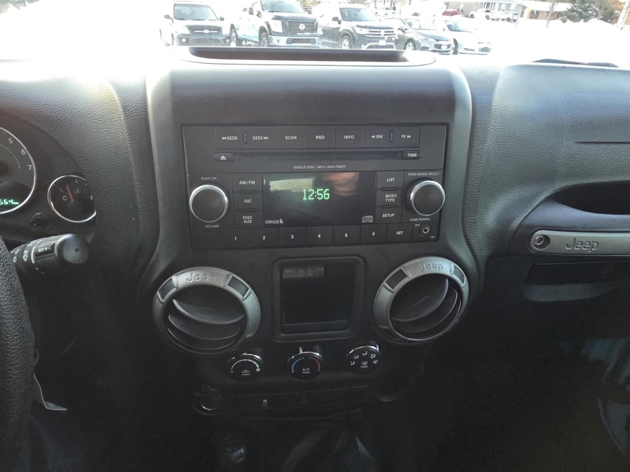 2017 Jeep Wrangler Sport 4WD Photo