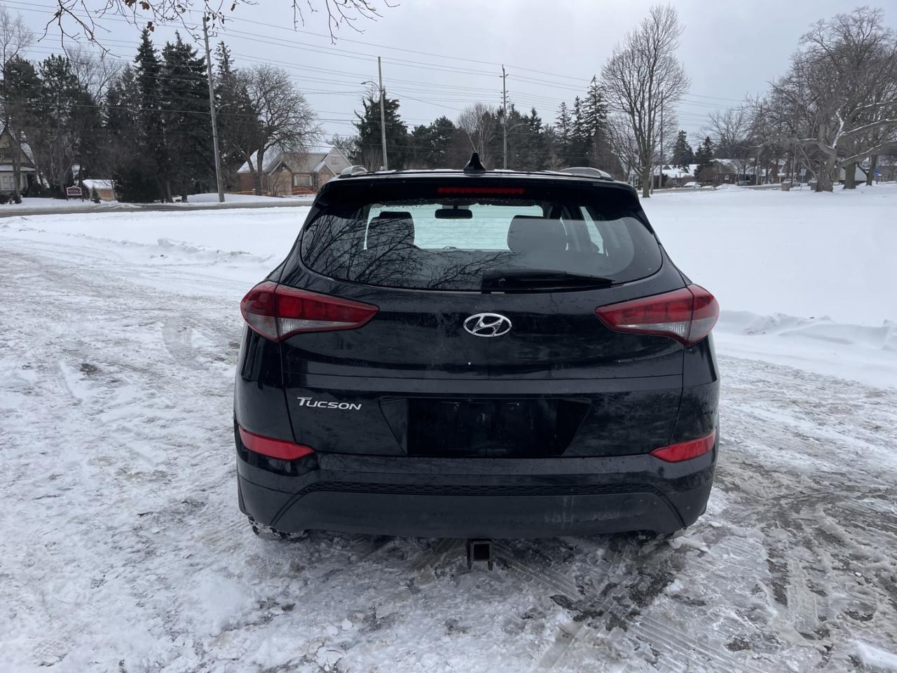 2018 Hyundai Tucson 2.0L Premium * 18 Srvc records Photo4