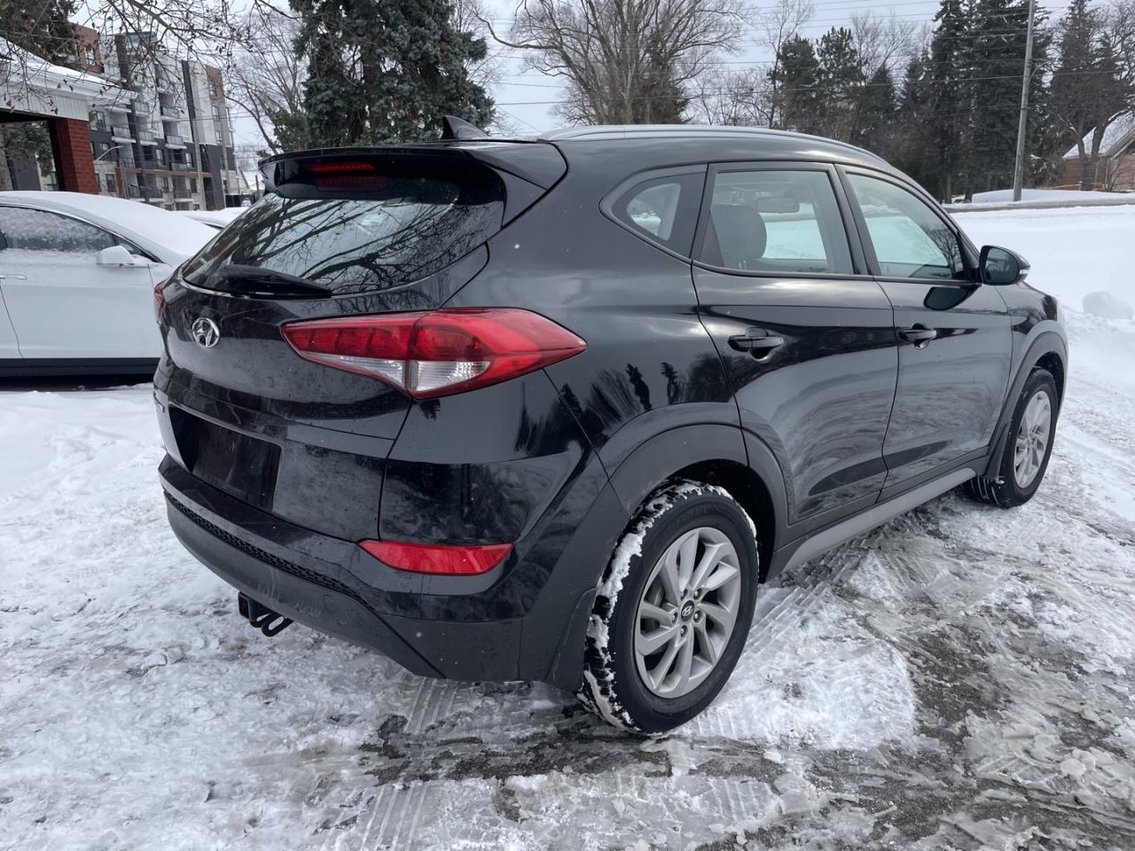 2018 Hyundai Tucson 2.0L Premium * 18 Srvc records Photo