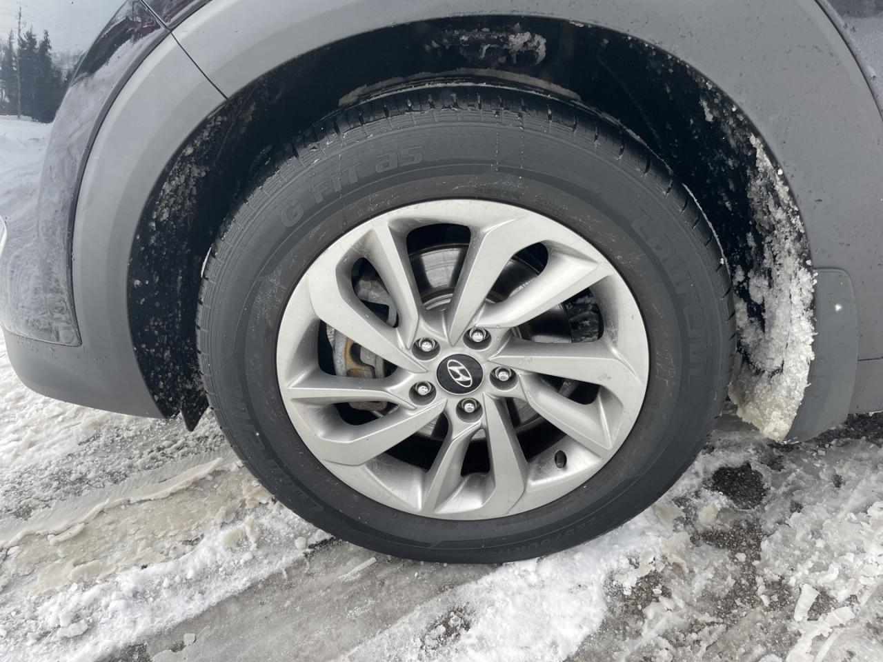 2018 Hyundai Tucson 2.0L Premium * 18 Srvc records Photo