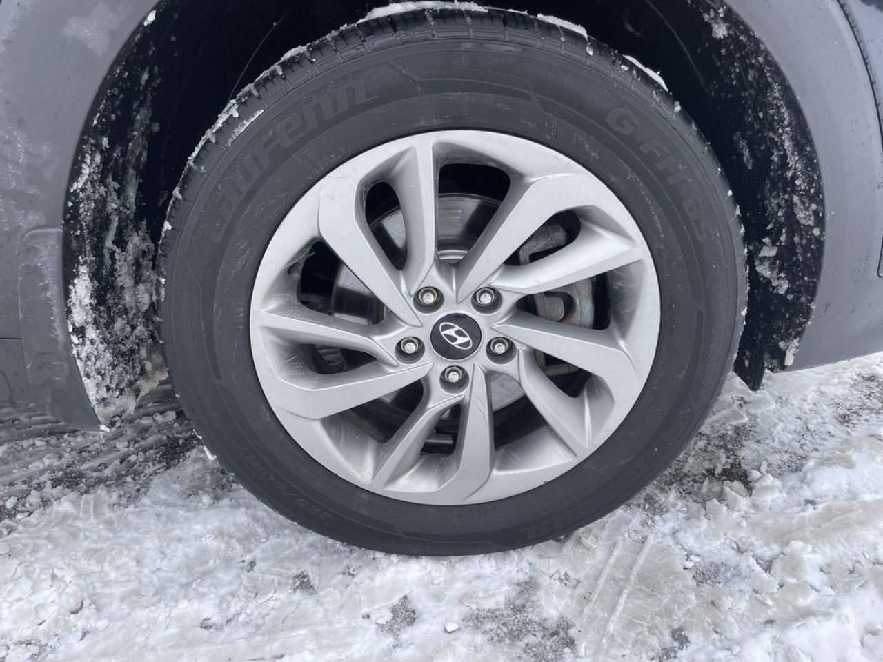 2018 Hyundai Tucson 2.0L Premium * 18 Srvc records Photo