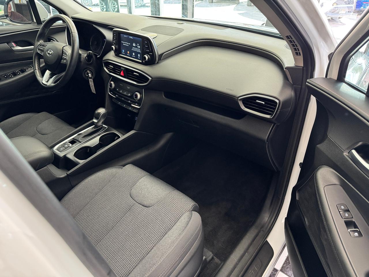 2019 Hyundai Santa Fe Essential AWD w/Safety+New Tires+Brake+CLEANCARFAX Photo