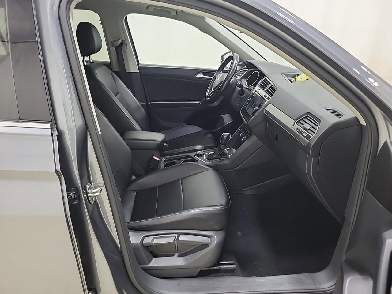 2018 Volkswagen Tiguan COMFORTLINE Photo