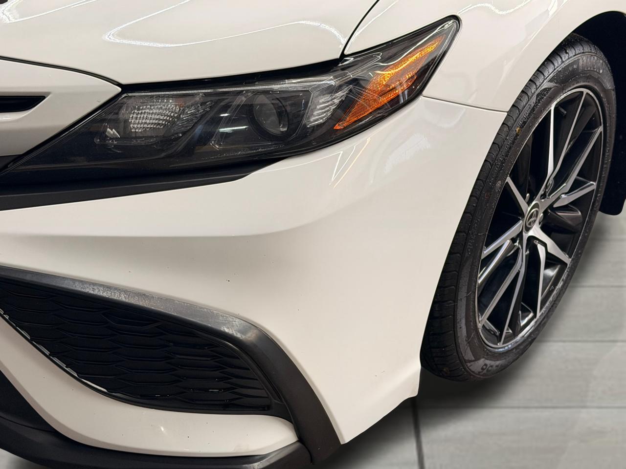 2021 Toyota Camry SE AWD+New Tires+Sunroof+CLEAN CARFAX Photo41