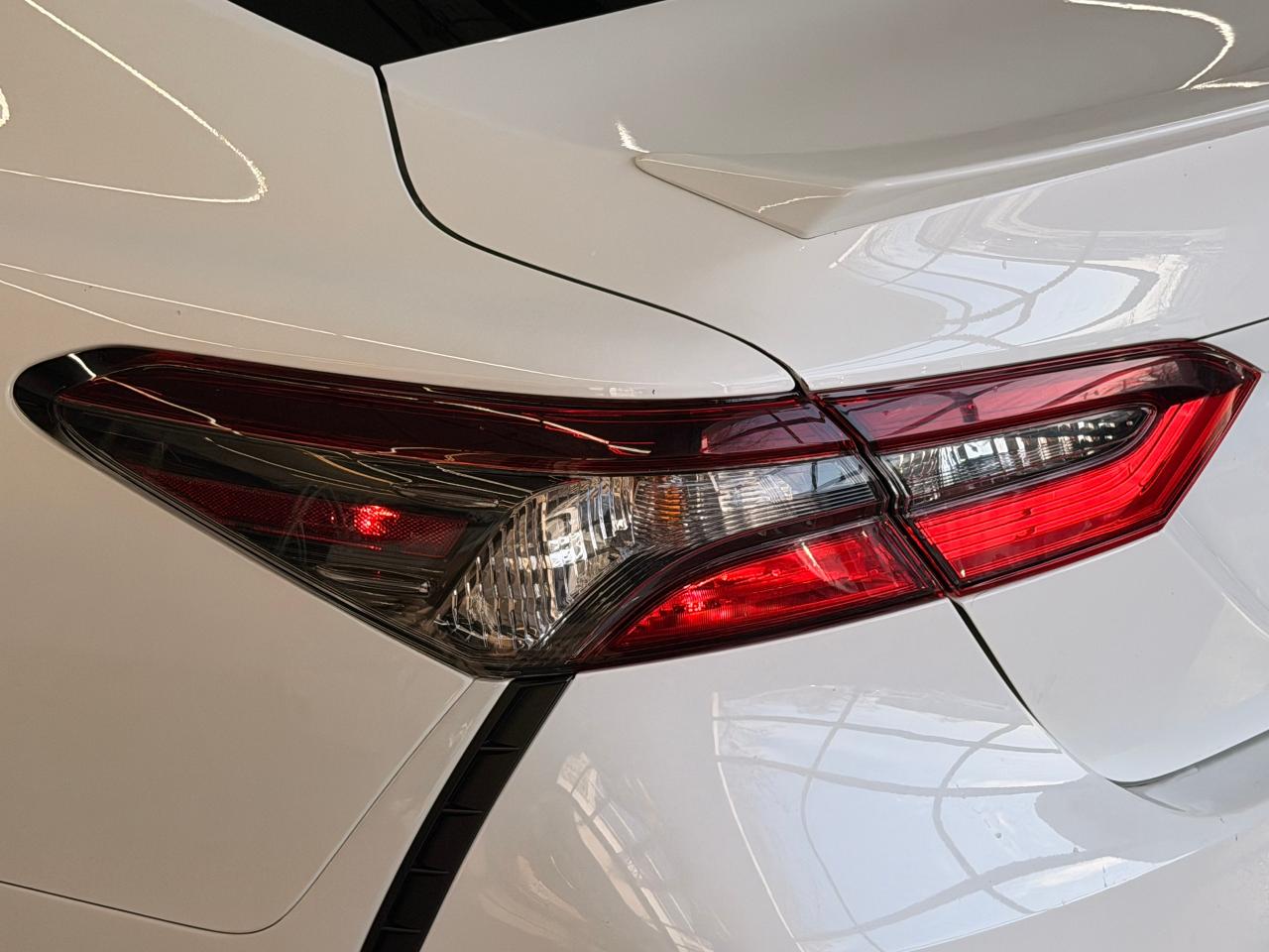 2021 Toyota Camry SE AWD+New Tires+Sunroof+CLEAN CARFAX Photo129