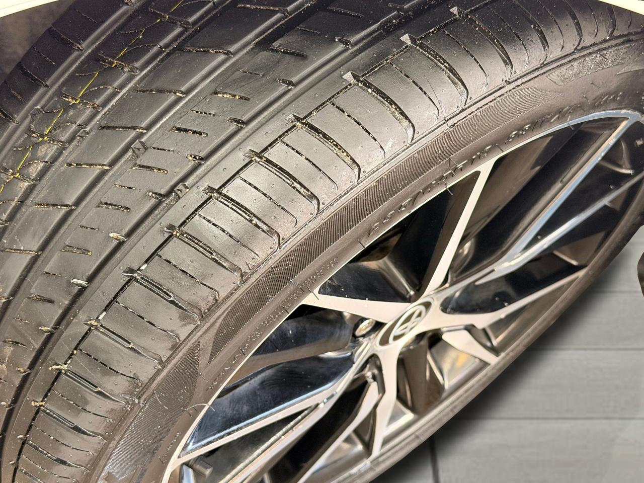 2021 Toyota Camry SE AWD+New Tires+Sunroof+CLEAN CARFAX Photo73