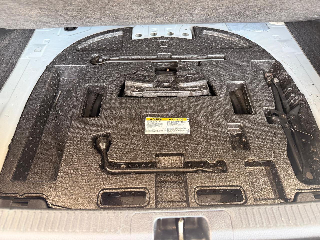 2021 Toyota Camry SE AWD+New Tires+Sunroof+CLEAN CARFAX Photo60