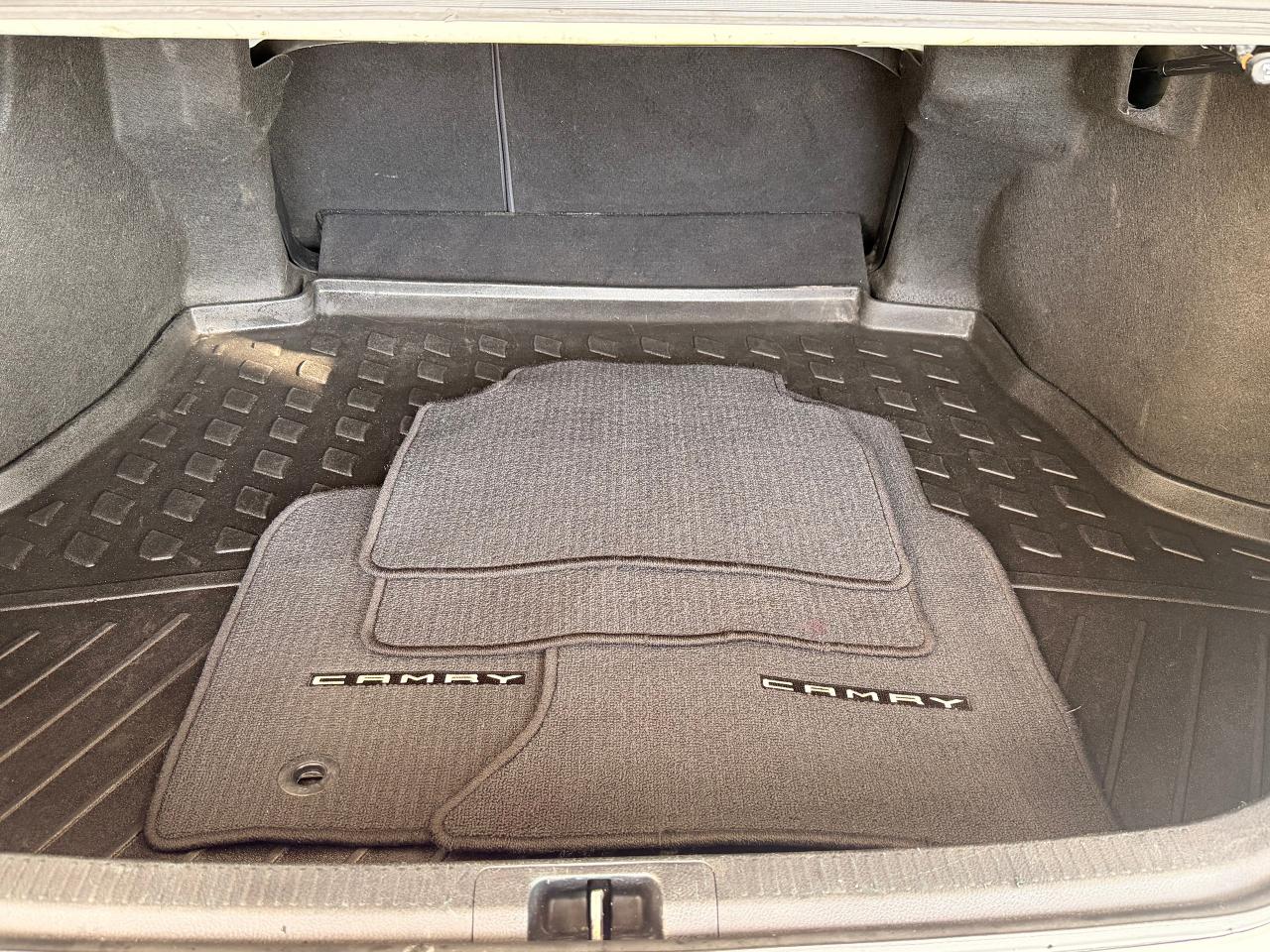 2021 Toyota Camry SE AWD+New Tires+Sunroof+CLEAN CARFAX Photo96