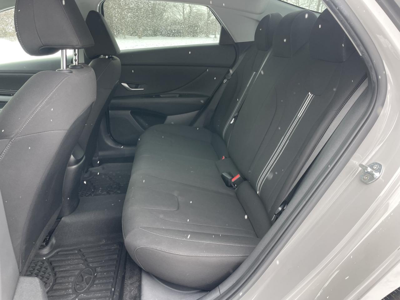 2021 Hyundai Elantra Preferred * Remote start Photo