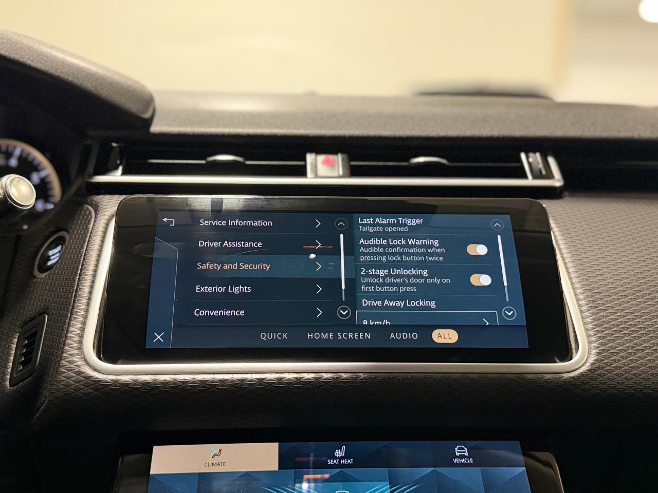 2022 Land Rover Range Rover Velar P250 S Photo