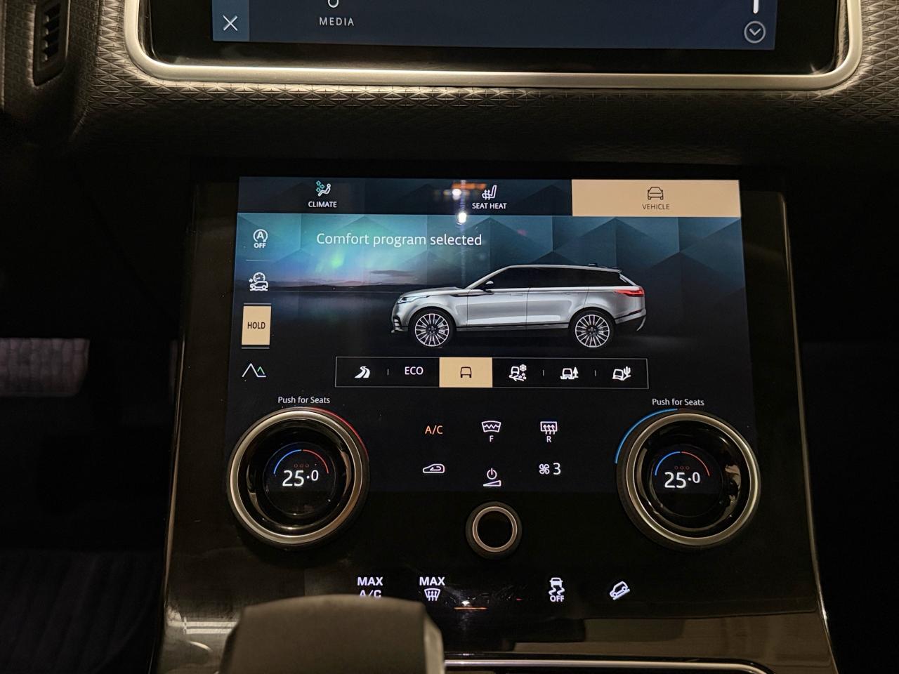 2022 Land Rover Range Rover Velar P250 S Photo