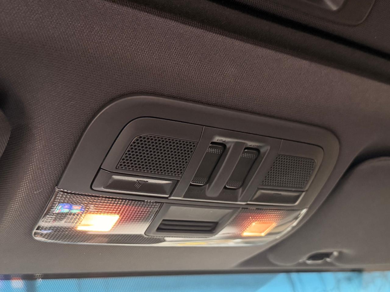 2019 Subaru WRX STI Sport-tech+Roof+BSM+CLEAN CARFAX Photo103