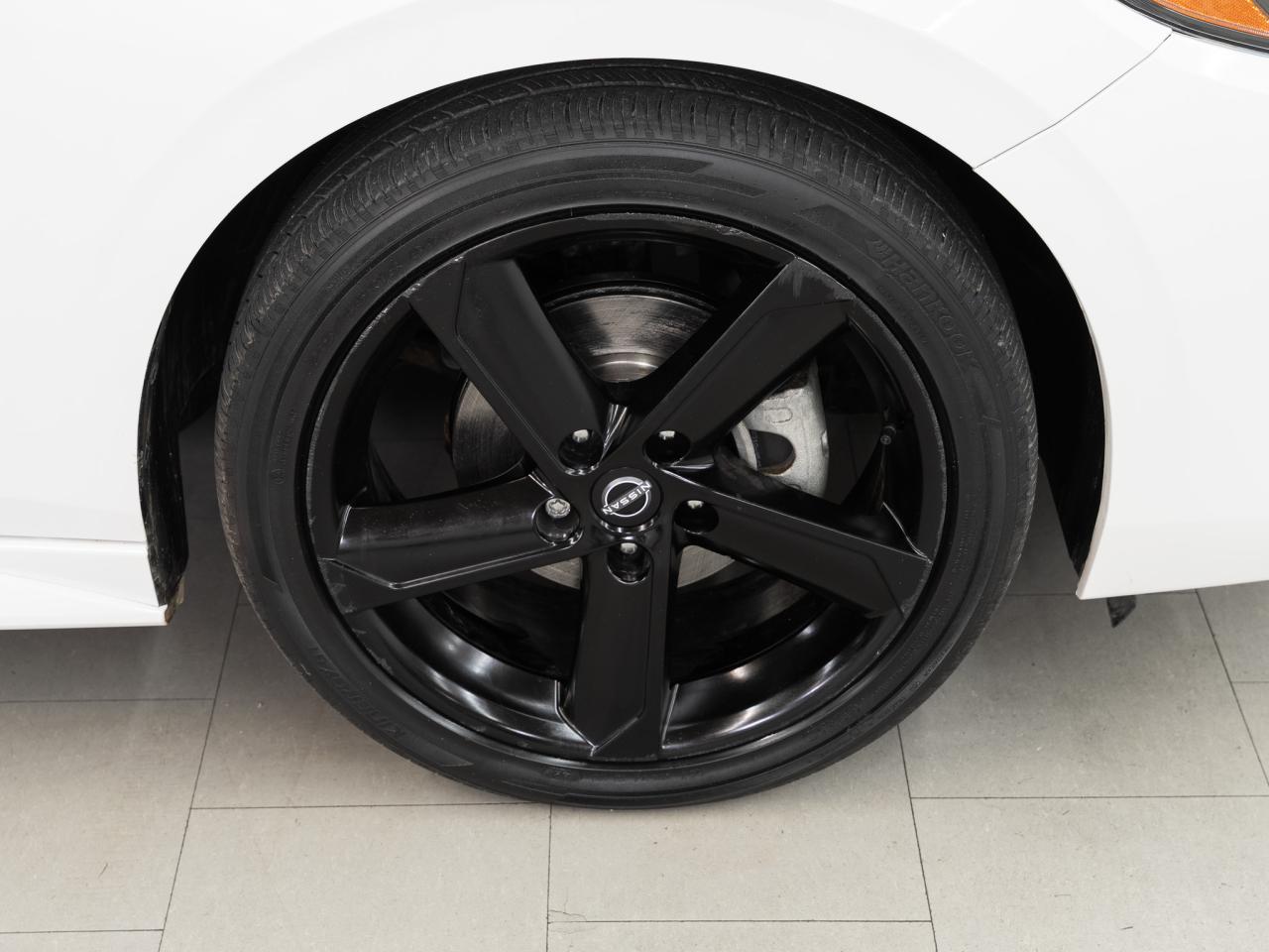 2024 Nissan Sentra SR | Sunroof | BSM | ACC | LaneDep | CarPlay Photo