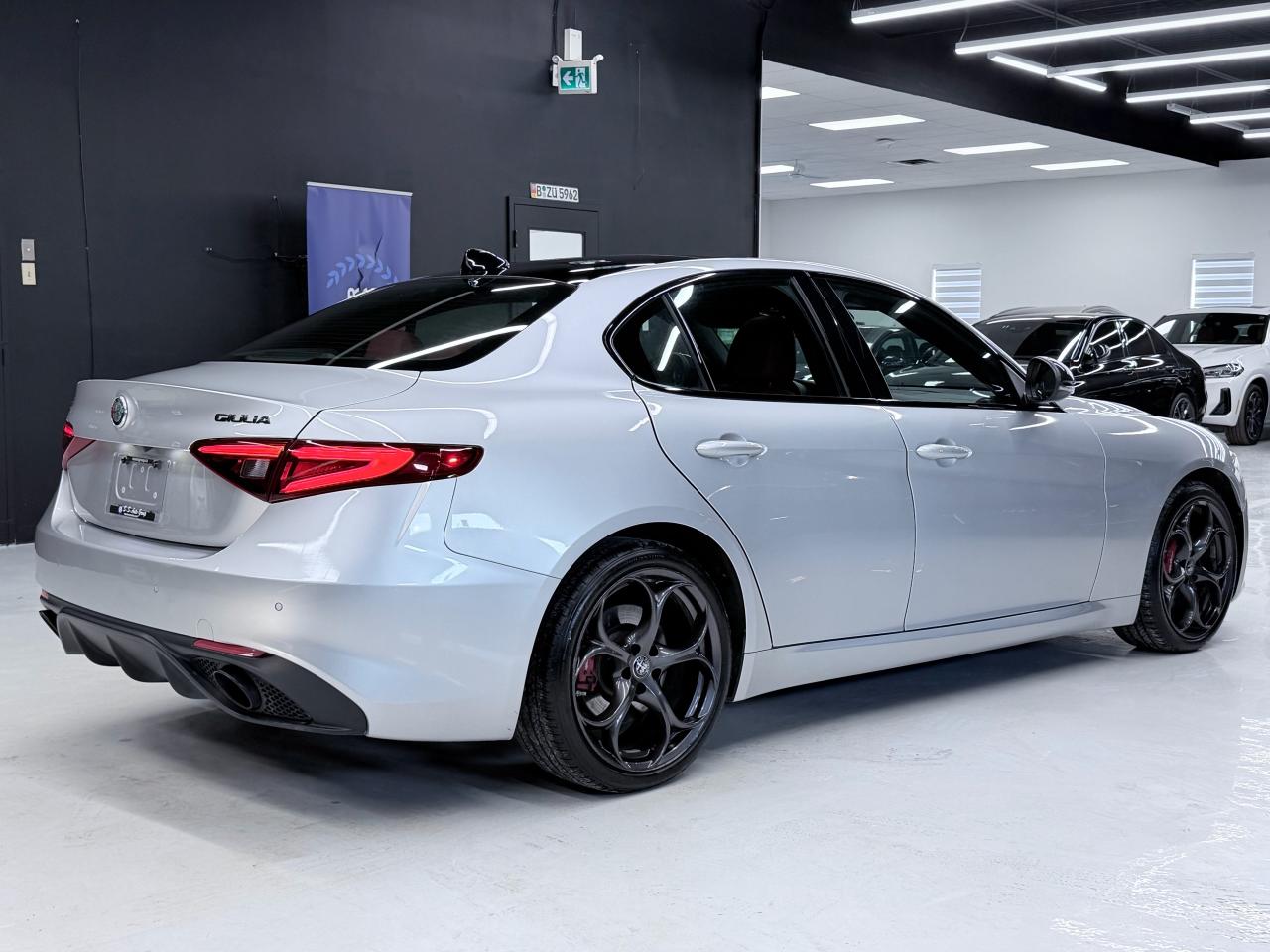 2021 Alfa Romeo Giulia TI SPORT|RED INT|NAV|BSM|LKA|FCW|ACC|HK SOUND|PANO Photo3