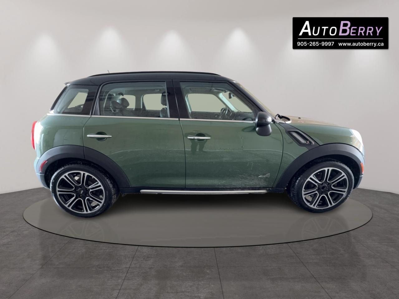 2015 MINI Cooper Countryman S Photo