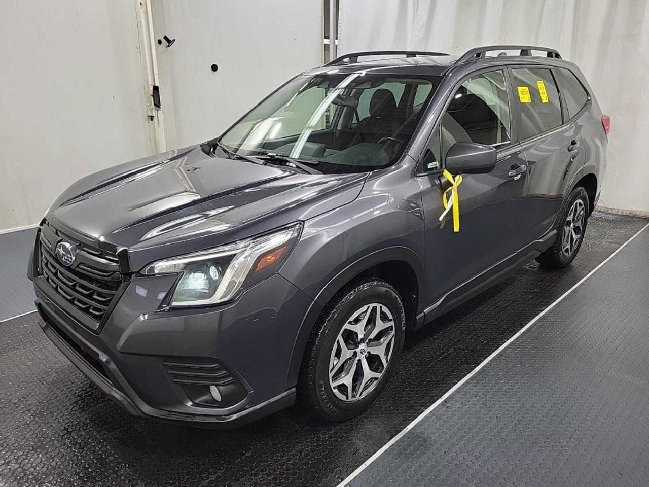 2022 Subaru Forester AWD - Reverse Camera - Heated Seats !! Photo2