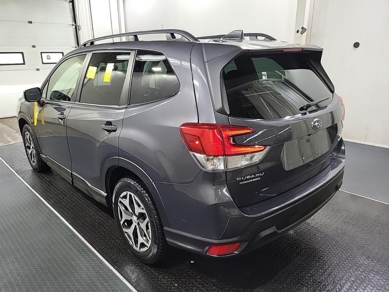 2022 Subaru Forester AWD - Reverse Camera - Heated Seats !! Photo