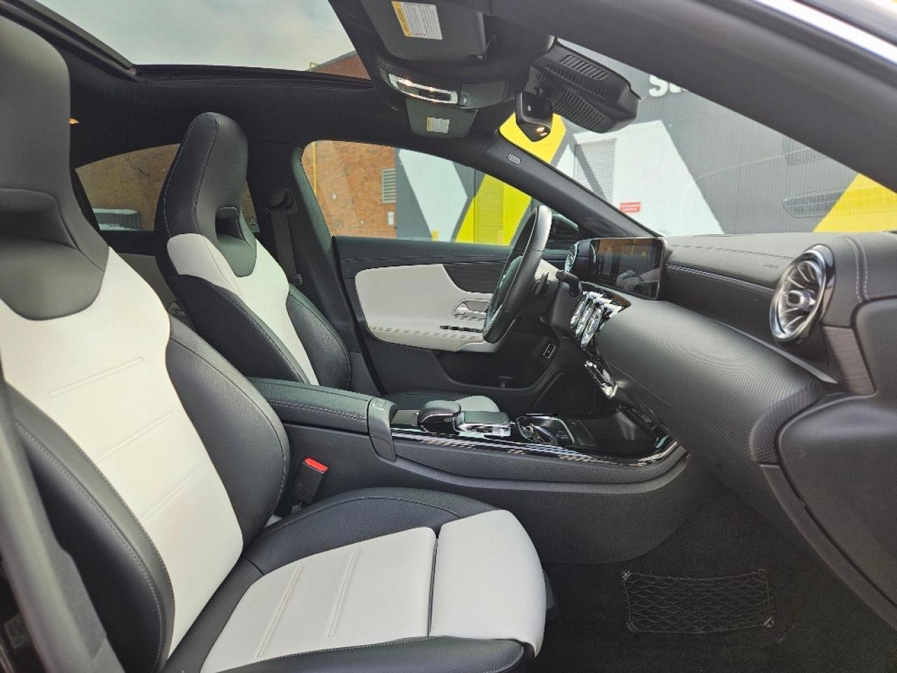 2020 Mercedes-Benz CLA-Class CLA 250 4MATIC AMG SPORT PKG-NO ACCIDENTS Photo