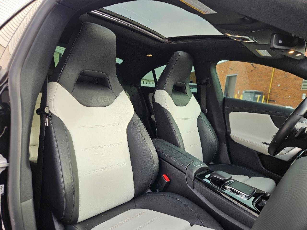 2020 Mercedes-Benz CLA-Class CLA 250 4MATIC AMG SPORT PKG-NO ACCIDENTS Photo