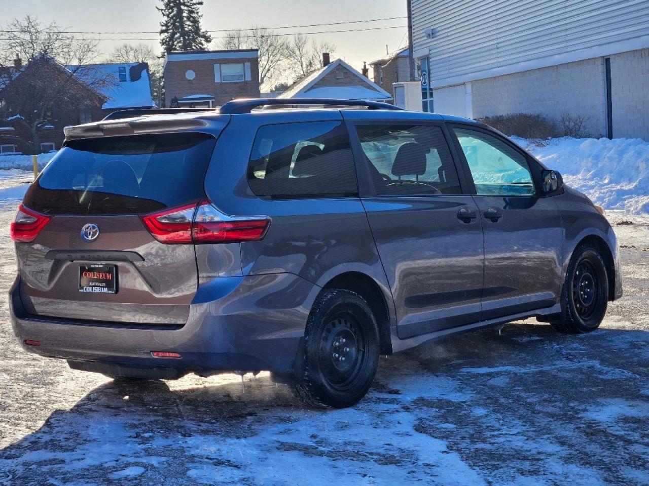 2020 Toyota Sienna 7 PASSENGER-LDW-ADAPTIVE CRUISE-CERTIFED Photo